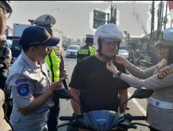 Satlantas Polres Purwakarta Gelar Kampanye Keselamatan Berkendara Bersama Ditlantas Polda Jabar
