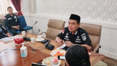 Bupati Tanbu Zairullah Tangapi Masalah Jalan Nasional Alternatif Km.171 Satui Dinas PUPR Siap Turun Alat.