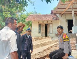 Bhabinkamtibmas Polsek Darmaraja Sambang Wilayah Binaan Desa Darmaraja