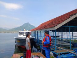 Satpolairud Polres Purwakarta Rutin Patroli Perairan Menghimbau Warga Waspada