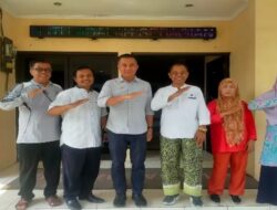 Pj Gubernur Jawa Barat Bey Triadi Machmudin Cek Kondisi Kekeringan Di Wilayah Kecamatan Babelan Kabupaten Bekasi