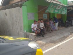 Samapta Polsek Tomo Polres Sumedang Polda Jabar Laksanakan Patroli Siang Hari Antisipasi Gangguan Kamtibmas di wilayah Kecamatan Tomo