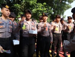 Kapolres Purwakarta Berikan Vitamin Tambahan Personel Petugas Operasi Pamong Purwakarta