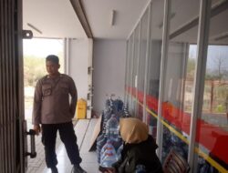 Bhabinkamtibmas Polsek Tomo Polres Sumedang Gelar Sosialisasi Layanan 110 di Desa Marongge dalam Program Quick Wins Presisi Polri