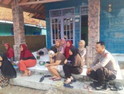 Perbanyak Silaturahmi Bhabinkamtibmas Desa Tolengas Sampaikan Pesan Kamtibmas kepada Warga Binaan.