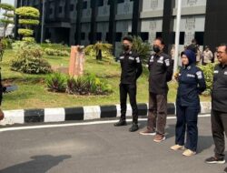 Polda Sumsel Melaksanakan Apel Harian Satgas Ops Mantap Brata Pengamanan Pemilu 2004