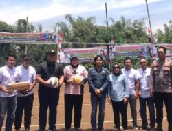 Dalam Rangka Ulangtahun LIN Kapolres Pagar Alam Bagikan Alat Olahraga