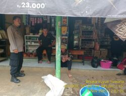 Polres sumedang, bhabinkamtibmas desa kamal bripka yuyun yuwana Sambangi Warga dalam Rangka Silaturahmi Kamtibmas