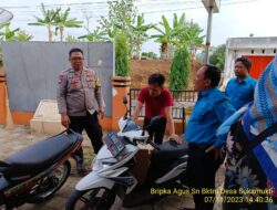 Piket Polsek Tanjungmedar Polres Sumedang Polda Jabar Tingkatkan Keamanan dengan Patroli Jalan Kaki