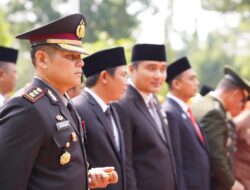 Ziarah Ke TMP Sirna Raga Purwakarta Bersama Kapolres Dan Forkopimda