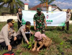 Kapolres Pagar Alam Erwin Irawan Melakukan Giat Bertajuk Penanaman Sejuta Bibit Pohon Bersama Unsur Muspida