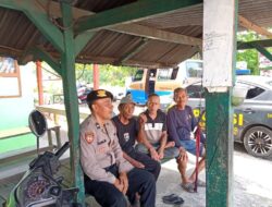 Panit Samapta Polsek Tomo Polres Sumedang Aipda Didin M. Melaksanakan Patroli Siang Hari Antisipasi Gangguan Kamtibmas.