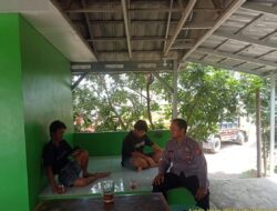 Bhabinkamtibmas Desa Cipeles Kecamatan Tomo Aipda Iman W. Aktif Sambangi Warga Binaan
