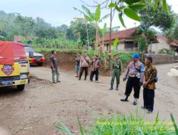 Untuk menjaga kamtibmas tetap kondusif, Polsek Tanjungmedar Polres Sumedang Polda Jabar melaksanakan KRYD siang hari