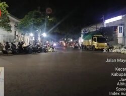 Semrawut dan Kumuh Pedagang Dibiarkan Berdagang di Sepanjang Jalan dan Trotoar, Dinas Terkait Kabupaten Kudus Tutup Mata