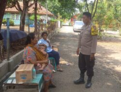 Bhabinkamtibmas Polsek Tomo Laksanakan Kegiatan Jumat Curhat Berdialog dengan Warga 