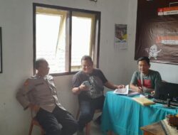 Aiptu Dasep Nasrudin dan Aipda Vera Kusnandar Sambang/Silaturahmi ke Sekertariat PPS Desa Cikaramas Kecamatan Tanjungmedar