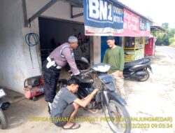 Kanit Provos Polsek Tanjungmedar Polres Sumedang Polda Jabar Sambangi Warga Masyarakat