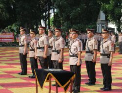 Serah Terima Jabatan Wakapolres Dan Lima Kapolsek Dipimpin Kapolres Purwakarta