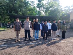 Kapolsek Tanjungmedar Polres Sumedang Hadiri Apel Kesiapan Penyelenggara Pemilu 2024 tingkat Kecamatan Tanjungmedar 