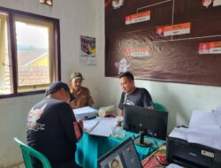 Aiptu Dasep Nasrudin dan Aipda Vera Kusnandar Sambang/Silaturahmi ke Sekertariat PPS Desa Cikaramas Kecamatan Tanjungmedar