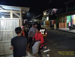 Anggota Jaga Unit Samapta Polsek Sukasari Laksanakan Patroli Blue Light Guna Mencegah Gangguan Kamtibmas