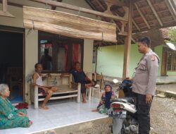 Bhabinkamtibmas Polsek Tomo Polres Sumedang Laksanakan “Jumat Curhat” dengan Warga Desa Marongge 