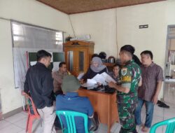 Bhabinkamtibmas Desa Mekarsari Melaksanakan Giat Sambang Dan Silaturahmi Kepada warga yang ada di desa Binaan.