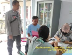 Bhabinkamtibmas Polsek Tanjungmedar Polres Sumedang laksanakan sambang dan berikan himbauan kamtibmas