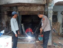 Kanit Bhabinkamtibmas polsek Sukasari Melaksanakan Giat Sambang Dan Silaturahmi Kepada warga yang ada di desa Binaannya 