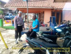 Bripka Efendi Wawan Kanit Provos Polsek Tanjungmedar Polres Sumedang Polda Jabar melaksnakan Sambang/silaturahmi kamtibmas