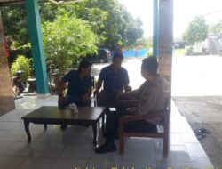 Perbanyak Silaturahmi Bhabinkamtibmas Desa Tolengas Kecamatan Tomo Sampaikan Pesan Kamtibmas kepada Warga Binaan.