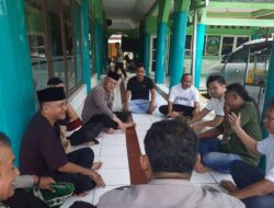 Plh Kapolsek Tomo Polres Sumedang Melaksanakan Kegiatan “Jumat Curhat” Dalam Rangka Program Quick Wins Presisi Polri.