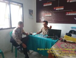 Bhabinkamtibmas Desa Cikaramas Bripka Ade Mulyana Sambang/Silaturahmi ke Kantor PPS Desa Cikaramas