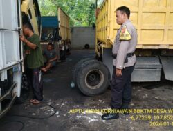 Bhabinkamtibmas Polsek Tanjungmedar Polres Sumedang  laksanakan silaturahmi Kamtibmas di desa Wargaluyu