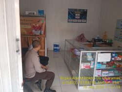 Polsek Tanjungmedar Polres Sumedang, Aiptu Aceng, SH Bersama Bripka Ade Mulyana melaksanakan silaturahmi kamtibmas