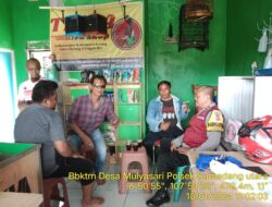 Silaturahmi dan Sambang kamtibmas oleh Aipda Dedy kepada warga masyarakat di wilayah Desa Mulyasari Kec Sumedang Utara