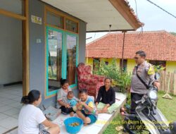 Bhabinkamtibmas Desa Sukamukti Polsek Tanjungmedar Polres Sumedang Polda Jabar laksanakan sambang/silatrahmi kamtibmas