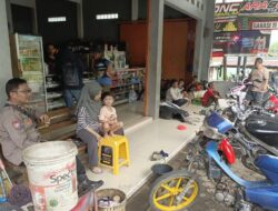 Bhabinkamtibmas Polsek Tomo Polres Sumedang Polda Jabar Sambangi Aparatur Desa Bugel Kecamatan Tomo Kabupaten Sumedang