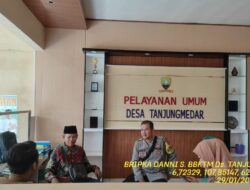 Bripka Dani Santika melaksanakan sambang/silatrahmi Kamtibmas dan dumas keliling dalam rangka Quick Wins PRESISI di wilayah Kec. Tanjungmedar