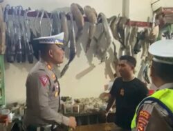 AKP Teguh Hidayat SH Sambangi Toko Spare Part Antisipasi Knalpot Brong