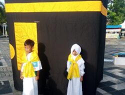Ribuan Anak Usia Dini di Blora Ikuti Manasik Haji