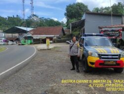 Untuk mencegah terjadinya gangguan kamtibmas, Polsek Tanjungmedar Polres Sumedang Polda Jabar melaksanakan KRYD siang hari