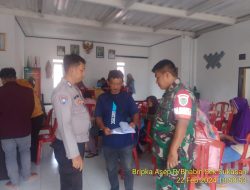Bhabinkamtibmas Desa Banyuresmi Melaksanakan Giat Sambang Dan Silaturahmi Kepada Warga masyarakat,sekaligus melaksanakan pengamanan penyaluran bantuan pangan 