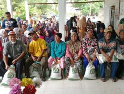 Penjabat Walikota Prabumulih H. Elman,ST,MM menghadiri Penyerahan Simbolis Bantuan Cadangan Pangan Beras Pemerintah ( CBP )