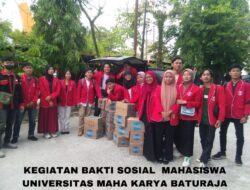 Mahasiswa universitas maha karya Baturaja Pembangunan Melakukan Kegiatan Bakti Sosial