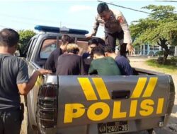 Enam Sekawan Kepergok Polisi Curi Tiang Jaringan Internet di Subang