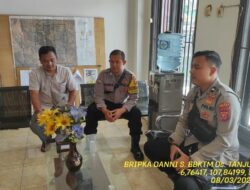 Bripka Dani Santika melaksanakan sambang/silatrahmi Kamtibmas dan dumas keliling dalam rangka BEYOND TRUST PRESISI di wilayah Kec. Tanjungmedar