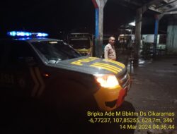 Antisipasi gangguan kamtibmas, Piket Polsek Tanjungmedar Polres Sumedang Polda Jabar melaksanakan Patroli Blue light