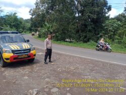 Polsek Tanjungmedar Polres Sumedang Polda Jabar melaksanakan KRYD patroli siang hari